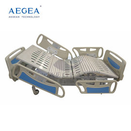 Le panneau à quatre parties de lit de la fonction AG-BY003 5 avec de l'ABS joignent des soins aux patients soignant les lits électriques pour la maison